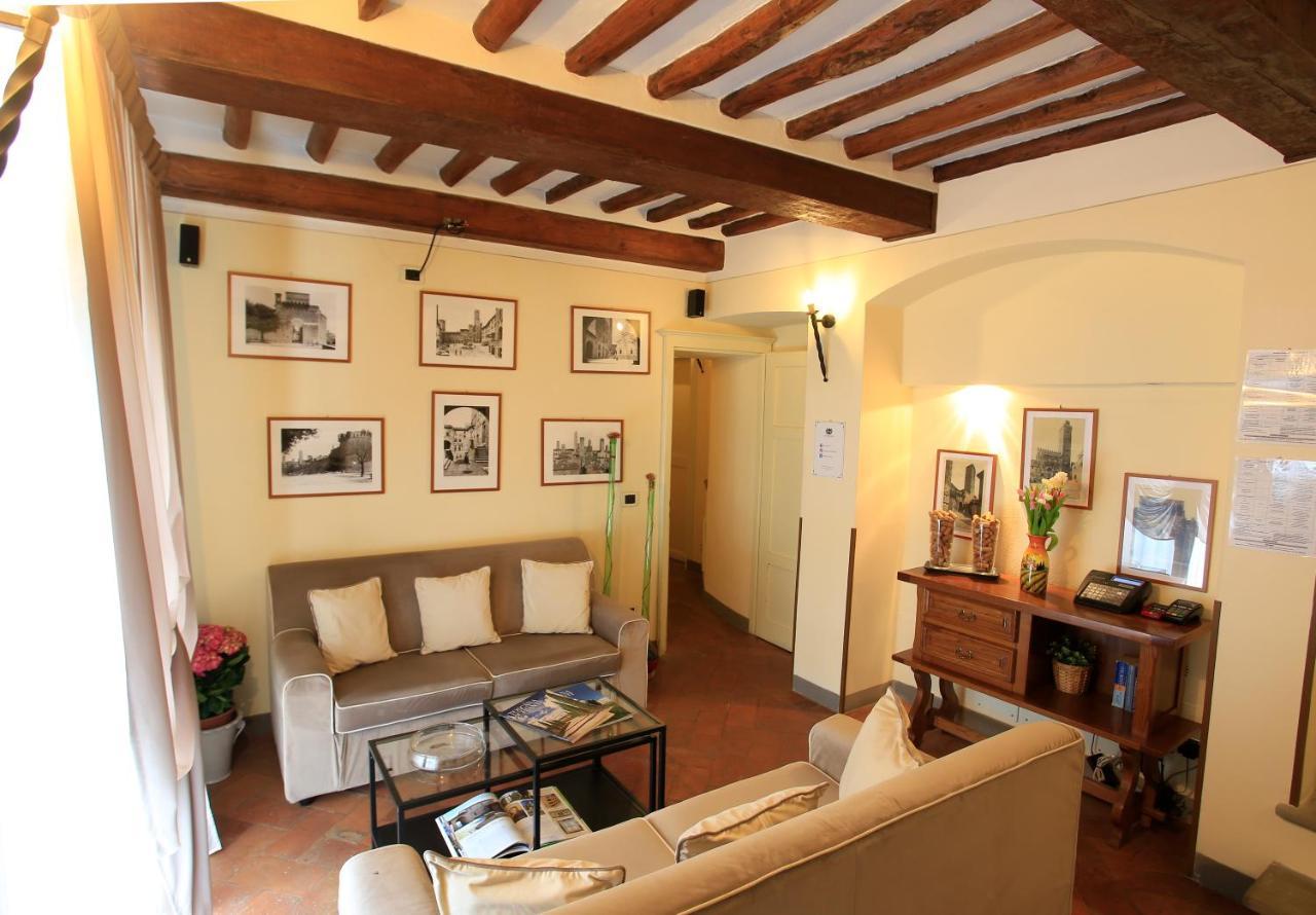 Palazzo Mari 2* San Gimignano